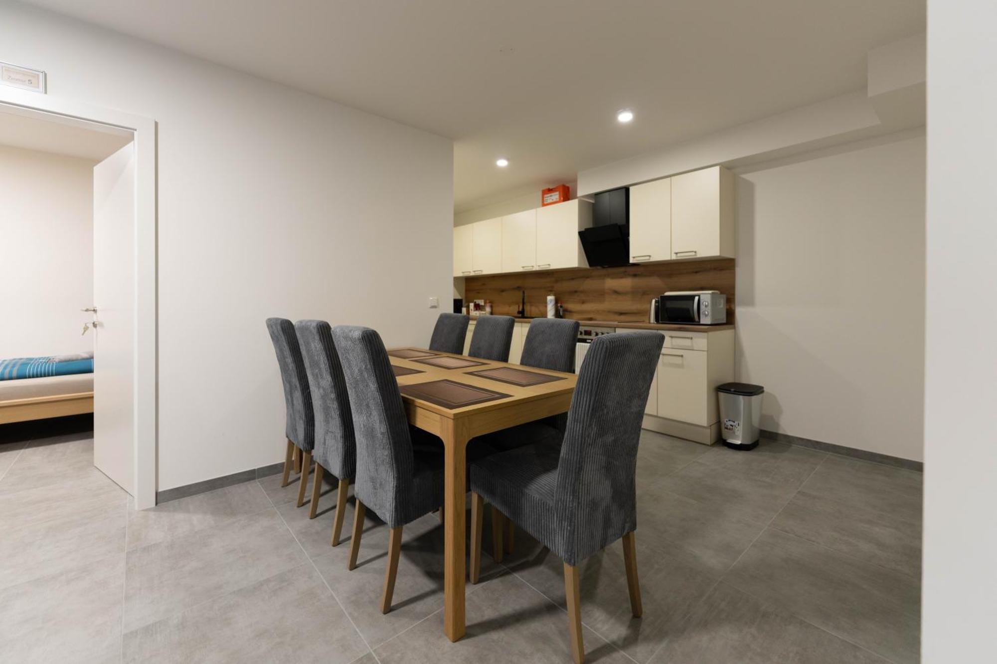 Ranshofen Zimmervermietung Projektentwicklungs Gmbh Apartamento